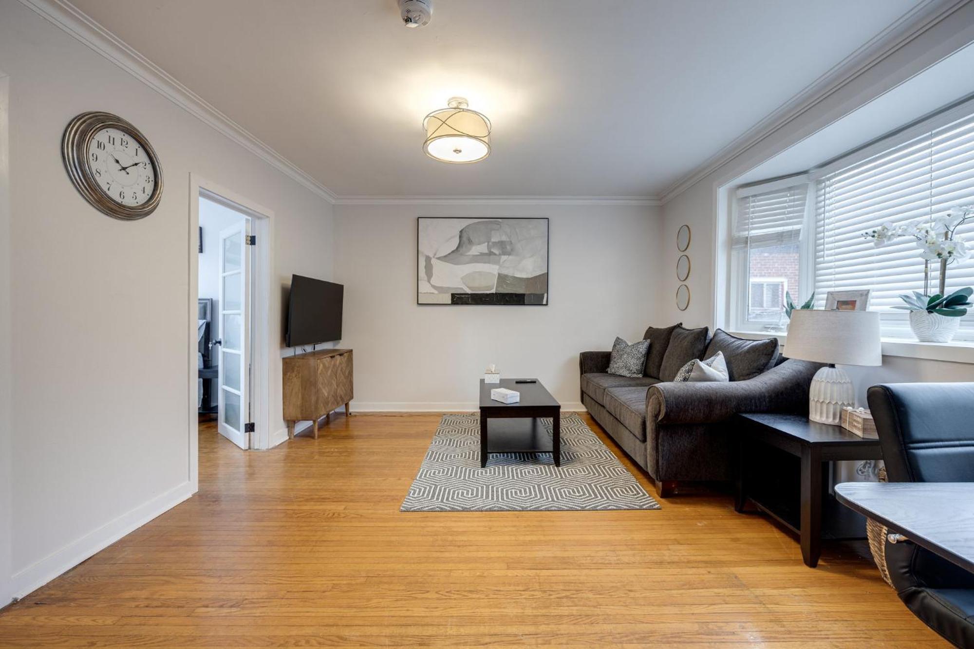 Eglinton West Guest Suite Toronto Exterior foto